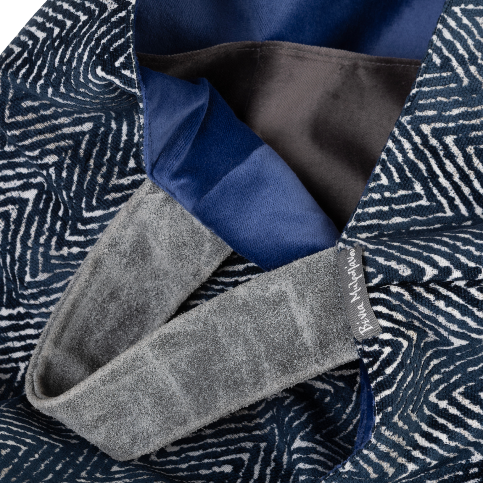 Bags by Venia Mitropanou — handcrafted in Greece