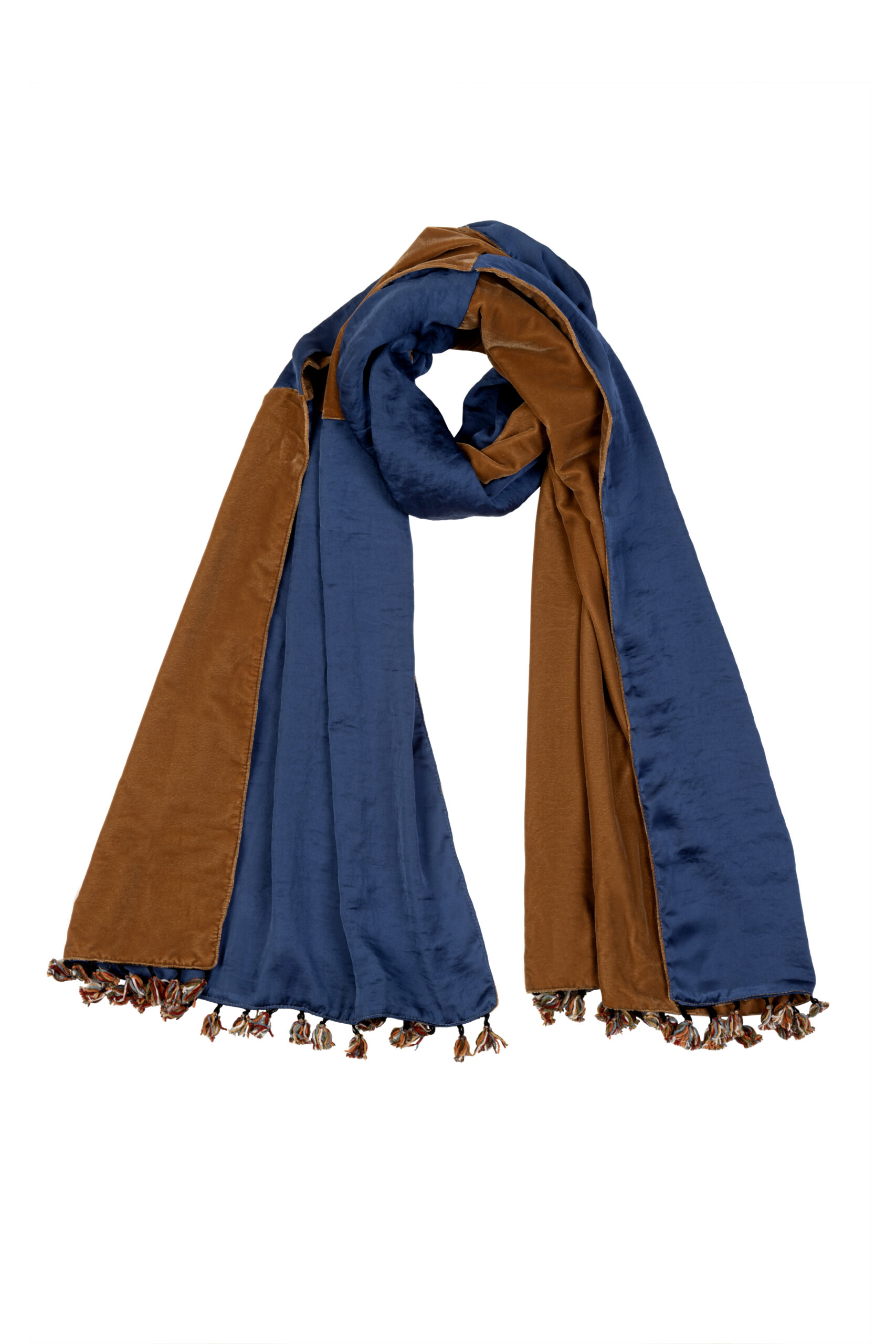 Scarves by Venia Mitropanou — handcrafted in Greece
