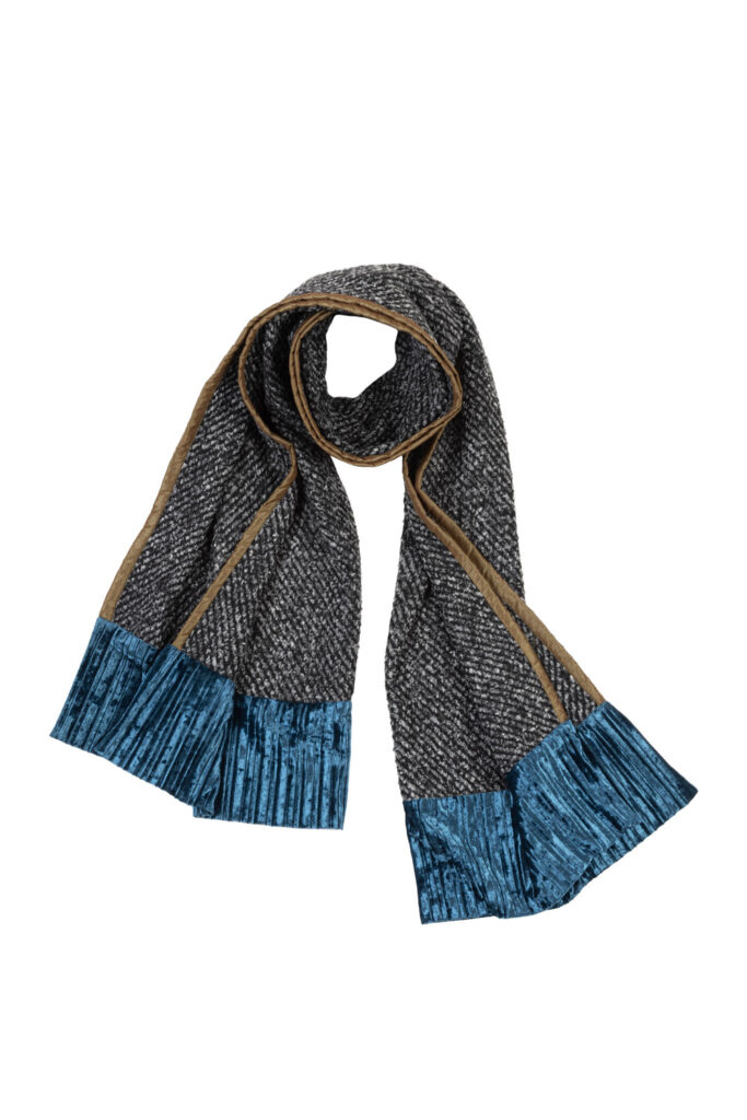 Scarves by Venia Mitropanou — handcrafted in Greece
