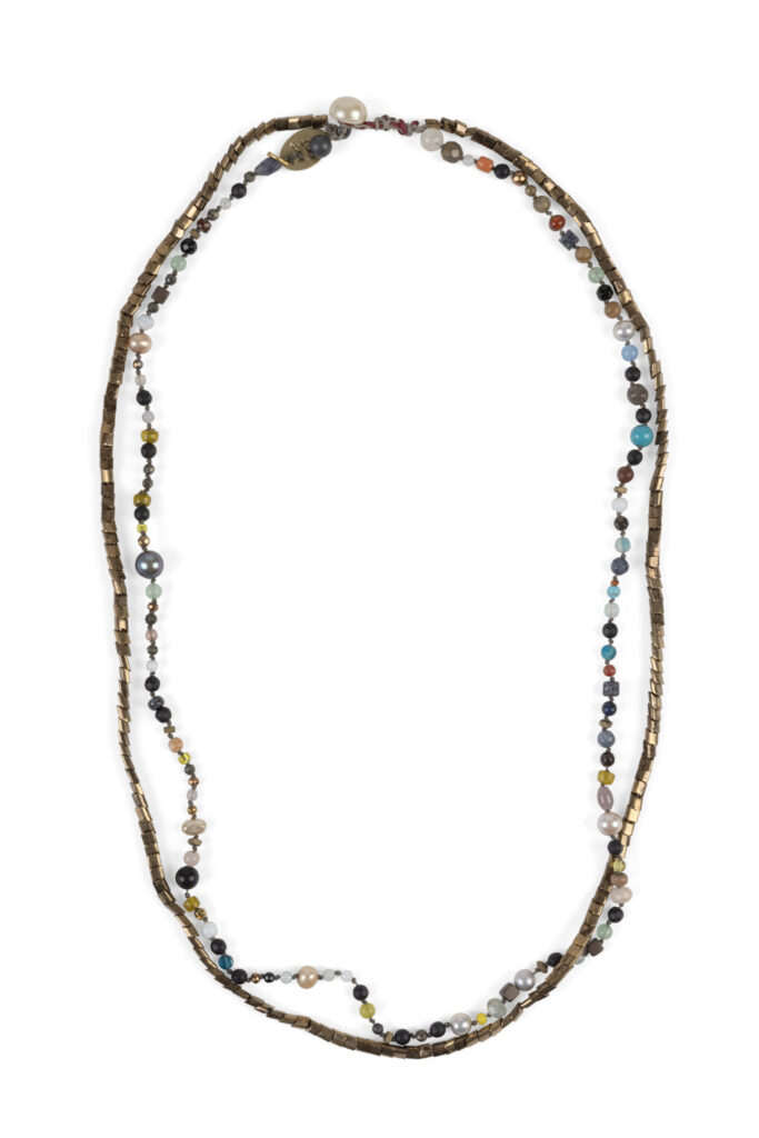 NECKLACE STONES AND PEARLS